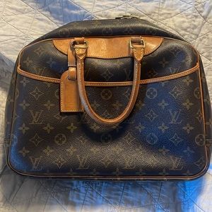 Louis Vuitton- Deauville Travel Bag/Handbag